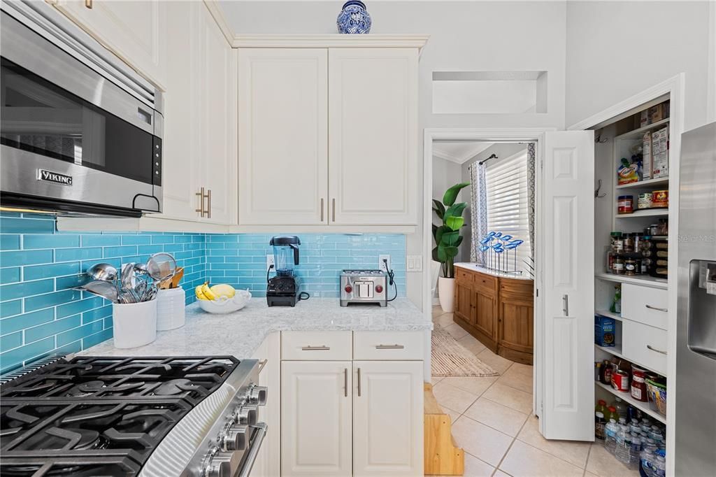 For Rent: $8,000 (3 beds, 3 baths, 2289 Square Feet)