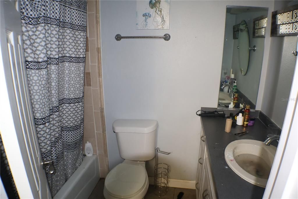 待售: $209,000 (3 贝兹, 2 浴室, 1166 平方英尺)