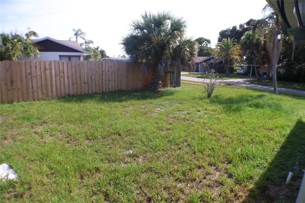 待售: $209,000 (3 贝兹, 2 浴室, 1166 平方英尺)