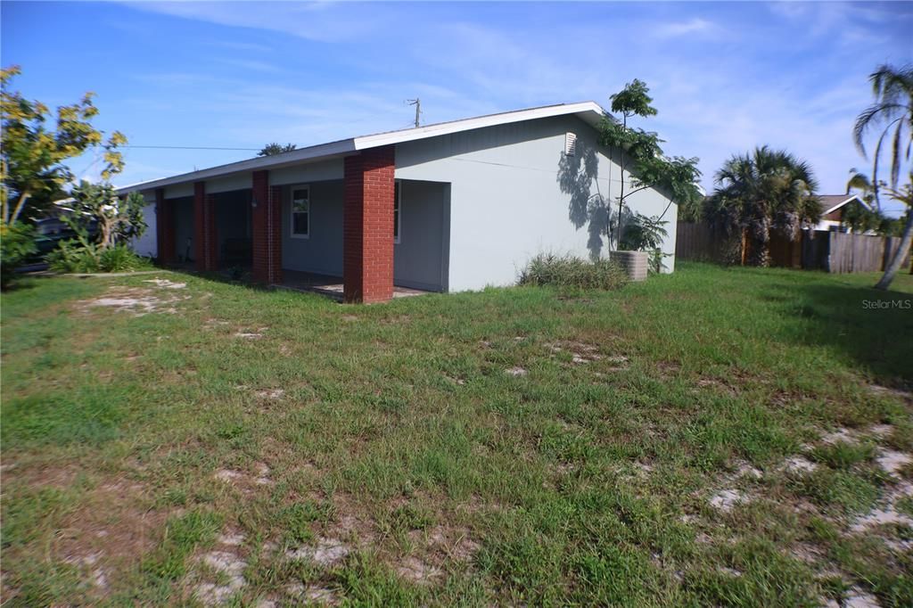 待售: $209,000 (3 贝兹, 2 浴室, 1166 平方英尺)