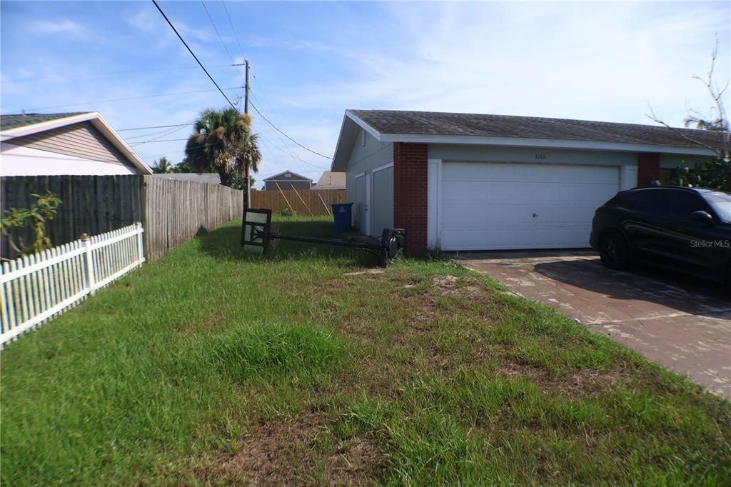 待售: $209,000 (3 贝兹, 2 浴室, 1166 平方英尺)