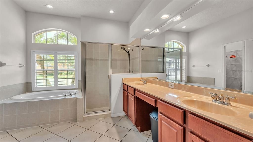 Active With Contract: $599,000 (4 beds, 3 baths, 2613 Square Feet)