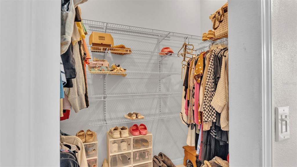 Active With Contract: $599,000 (4 beds, 3 baths, 2613 Square Feet)