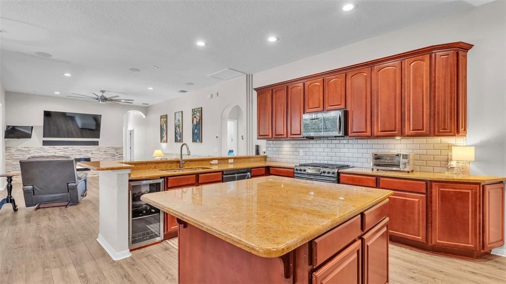 Active With Contract: $599,000 (4 beds, 3 baths, 2613 Square Feet)