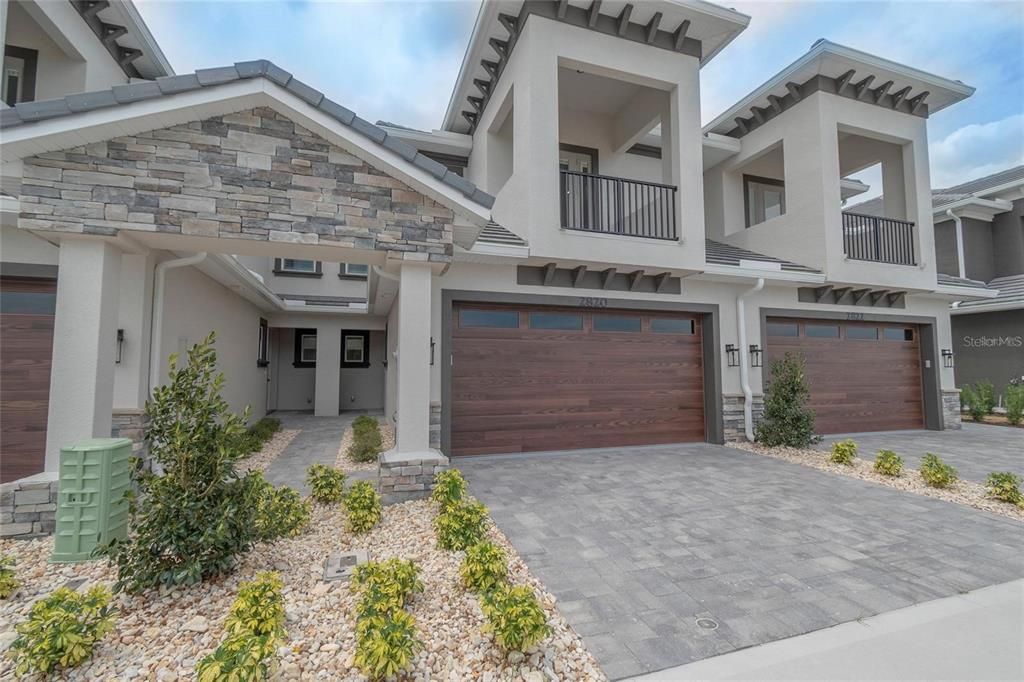 For Rent: $3,200 (3 beds, 2 baths, 2115 Square Feet)