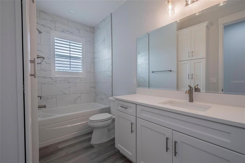 For Rent: $3,200 (3 beds, 2 baths, 2115 Square Feet)