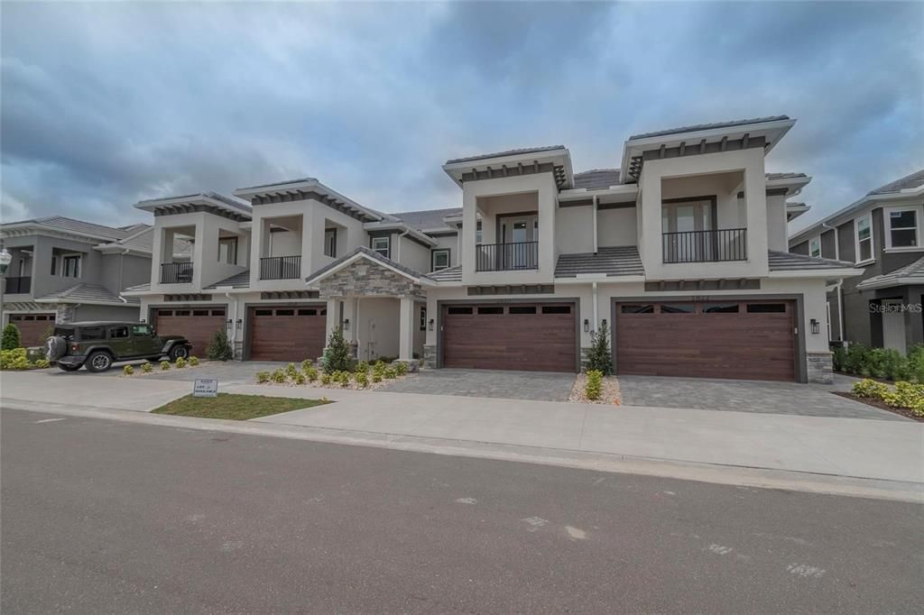 For Rent: $3,200 (3 beds, 2 baths, 2115 Square Feet)