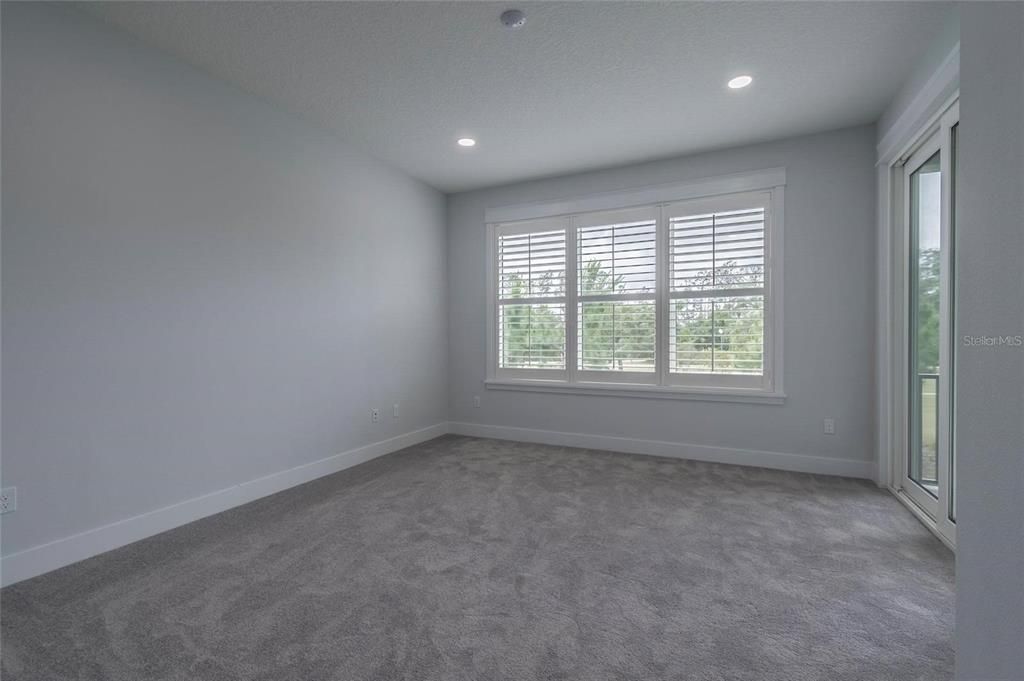 For Rent: $3,200 (3 beds, 2 baths, 2115 Square Feet)