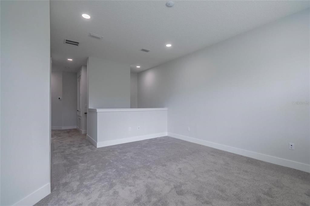 For Rent: $3,200 (3 beds, 2 baths, 2115 Square Feet)