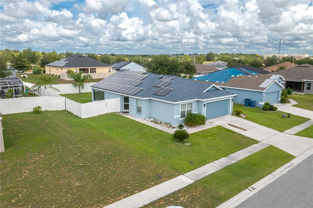 На продажу: $324,900 (3 спален, 2 ванн, 1435 Квадратных фут)