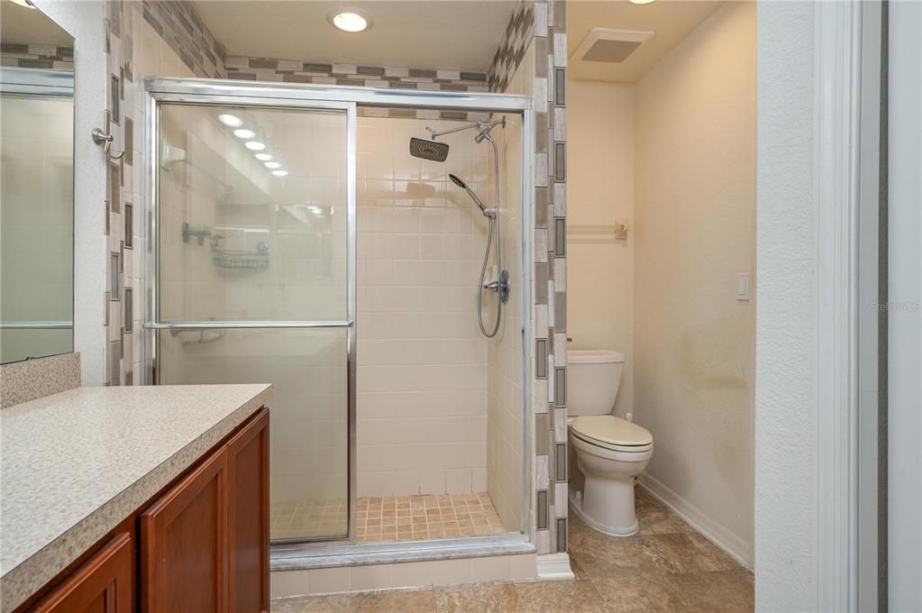 На продажу: $324,900 (3 спален, 2 ванн, 1435 Квадратных фут)