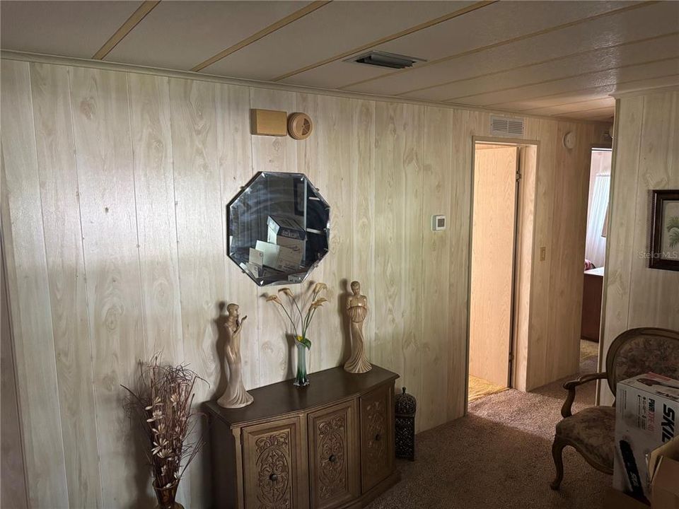 На продажу: $124,900 (2 спален, 2 ванн, 1518 Квадратных фут)