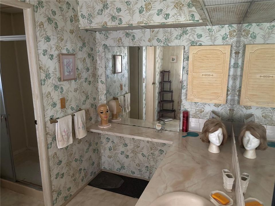 На продажу: $124,900 (2 спален, 2 ванн, 1518 Квадратных фут)