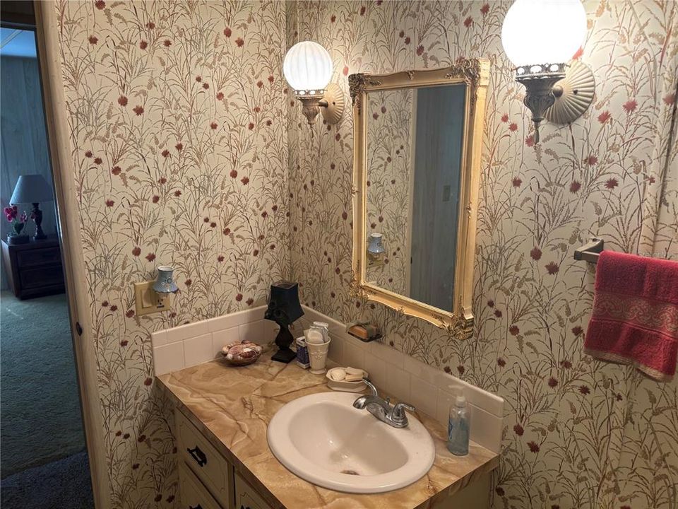 На продажу: $124,900 (2 спален, 2 ванн, 1518 Квадратных фут)