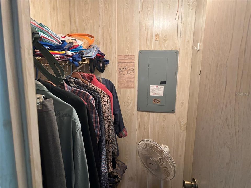 На продажу: $124,900 (2 спален, 2 ванн, 1518 Квадратных фут)