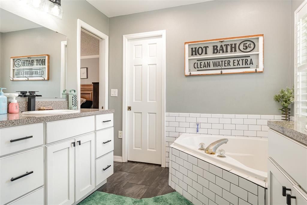 For Sale: $635,000 (4 beds, 2 baths, 3486 Square Feet)