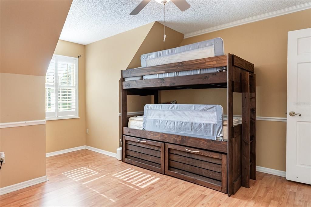 For Sale: $635,000 (4 beds, 2 baths, 3486 Square Feet)