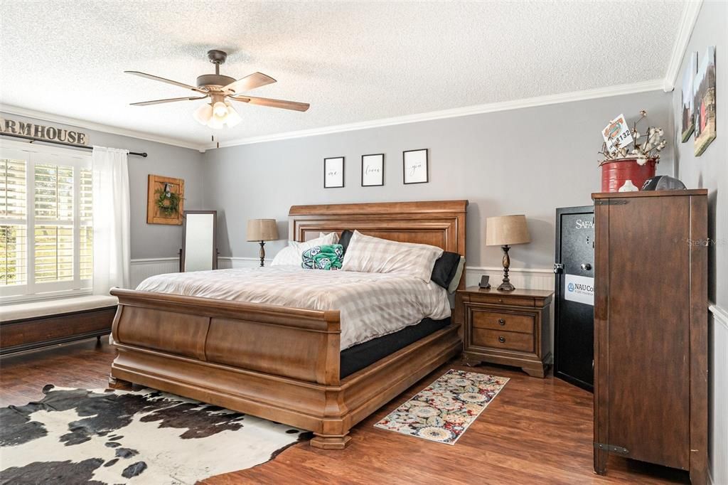 For Sale: $635,000 (4 beds, 2 baths, 3486 Square Feet)