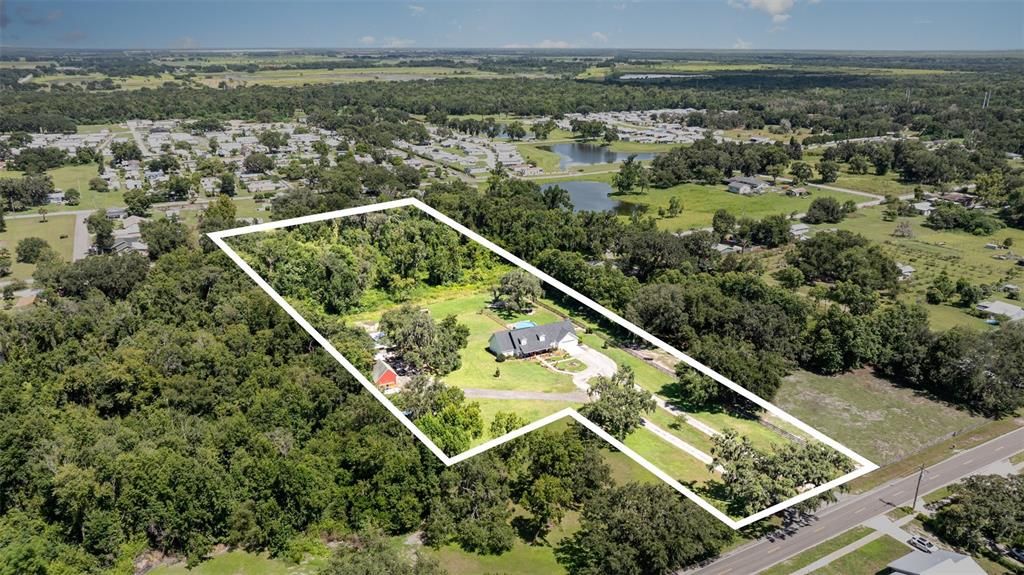 For Sale: $635,000 (4 beds, 2 baths, 3486 Square Feet)