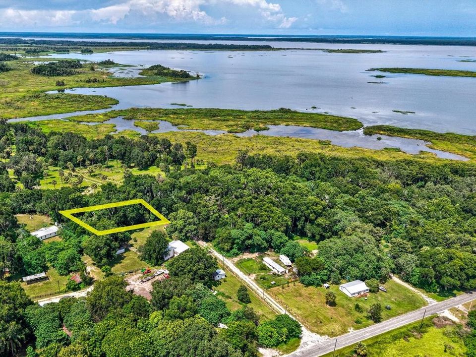 最近售出: $15,000 (0.39 acres)