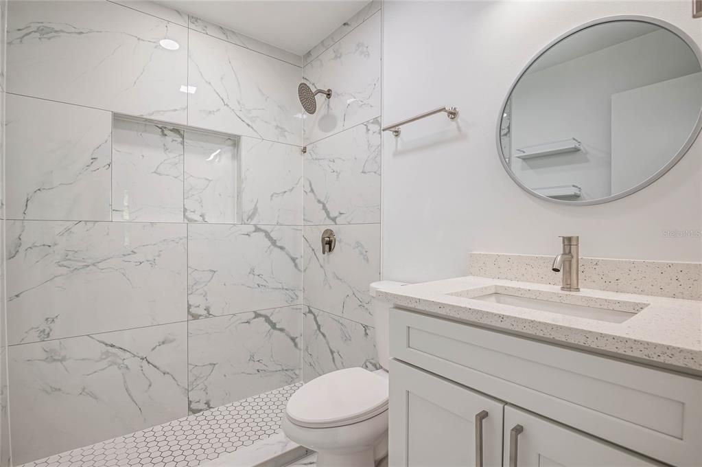 待售: $240,000 (3 贝兹, 2 浴室, 948 平方英尺)