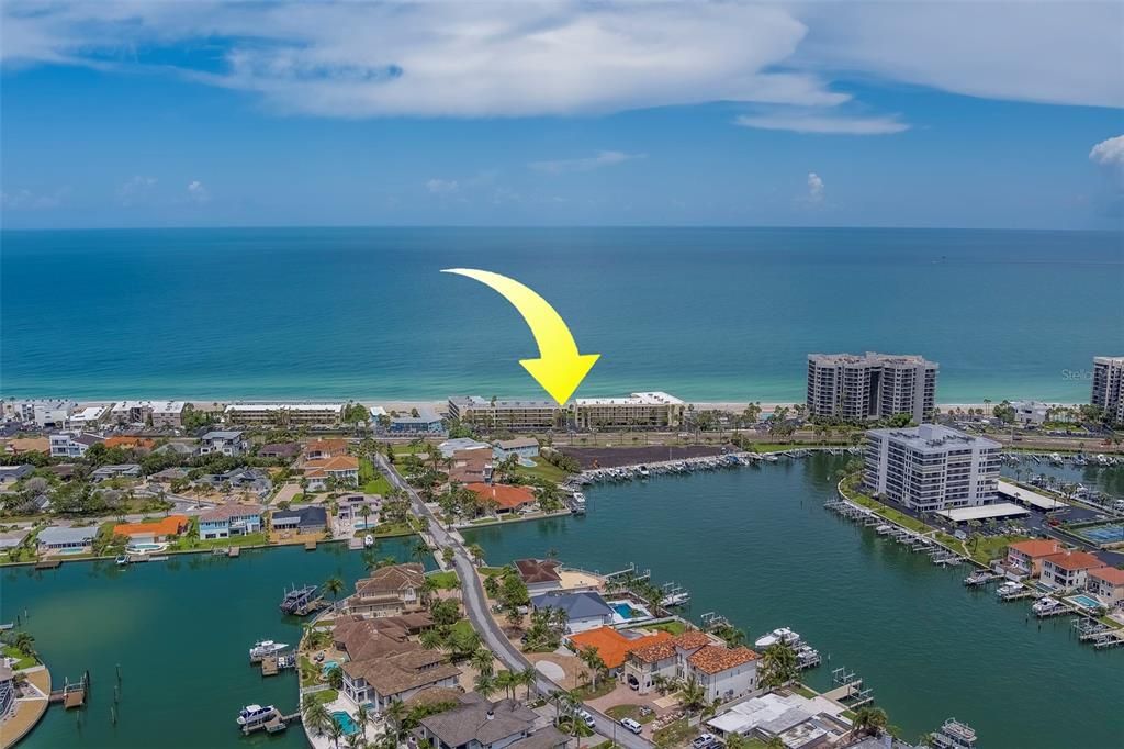 For Rent: $4,500 (2 beds, 2 baths, 1050 Square Feet)