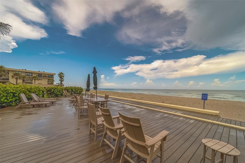 For Rent: $4,500 (2 beds, 2 baths, 1050 Square Feet)