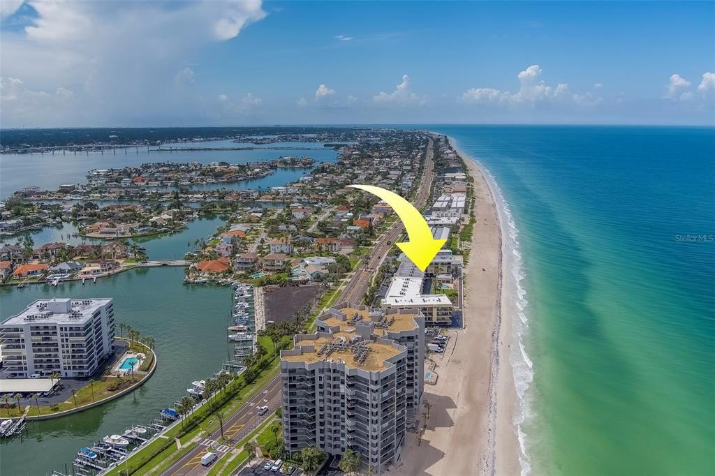 For Rent: $4,500 (2 beds, 2 baths, 1050 Square Feet)