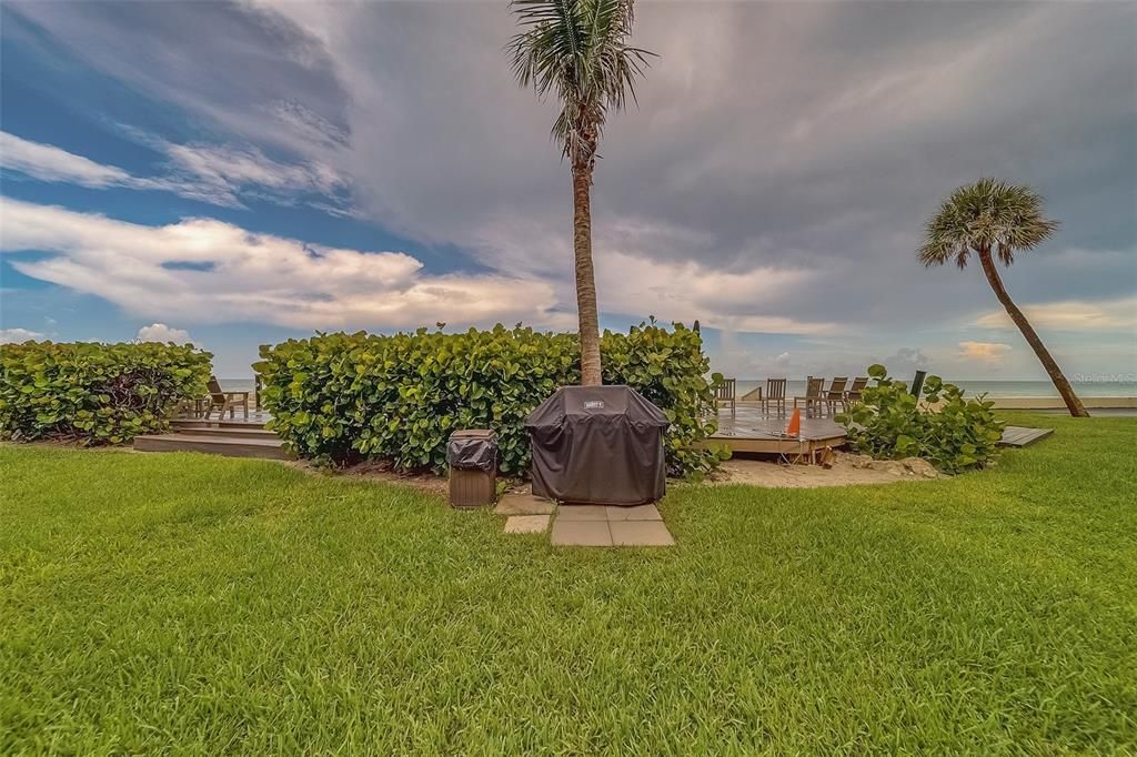 For Rent: $4,500 (2 beds, 2 baths, 1050 Square Feet)