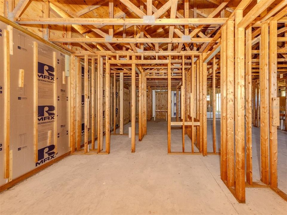 For Sale: $975,000 (7 beds, 6 baths, 4036 Square Feet)