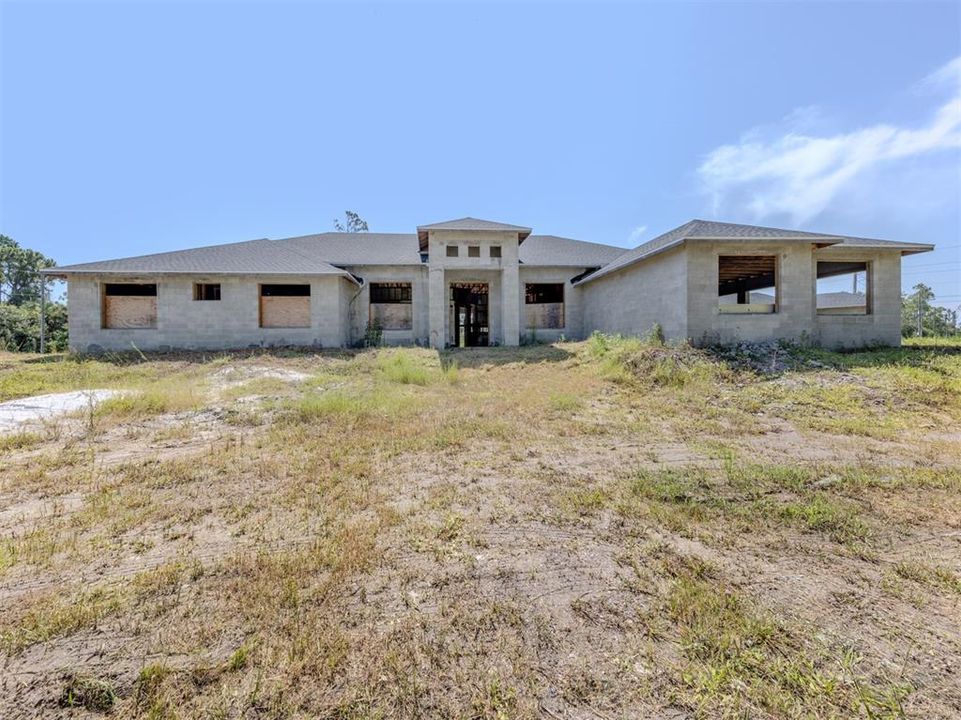 For Sale: $975,000 (7 beds, 6 baths, 4036 Square Feet)