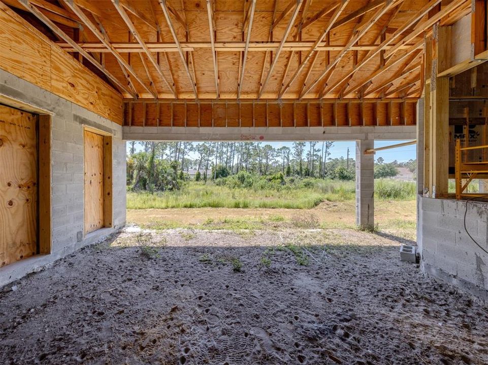 For Sale: $975,000 (7 beds, 6 baths, 4036 Square Feet)