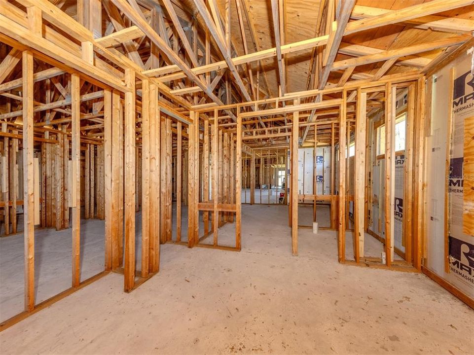 For Sale: $975,000 (7 beds, 6 baths, 4036 Square Feet)