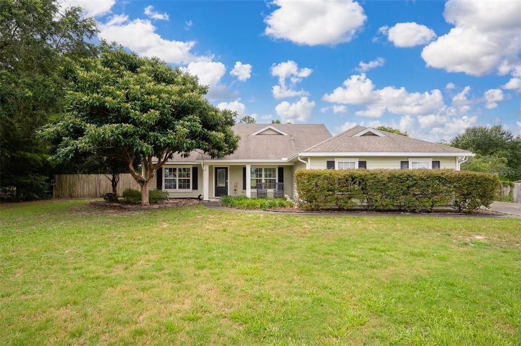 Recently Sold: $439,900 (4 beds, 2 baths, 1923 Square Feet)