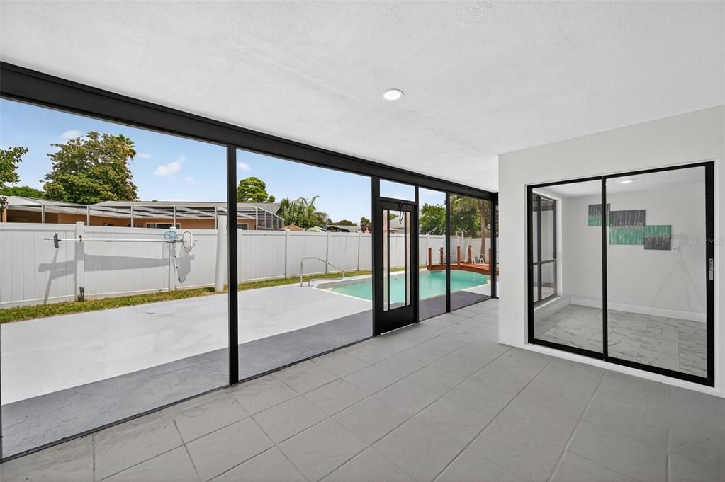 For Sale: $350,000 (3 beds, 2 baths, 2011 Square Feet)