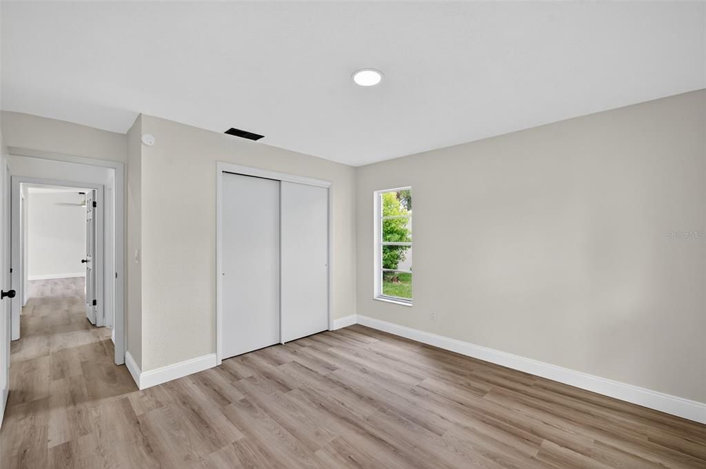 For Sale: $350,000 (3 beds, 2 baths, 2011 Square Feet)