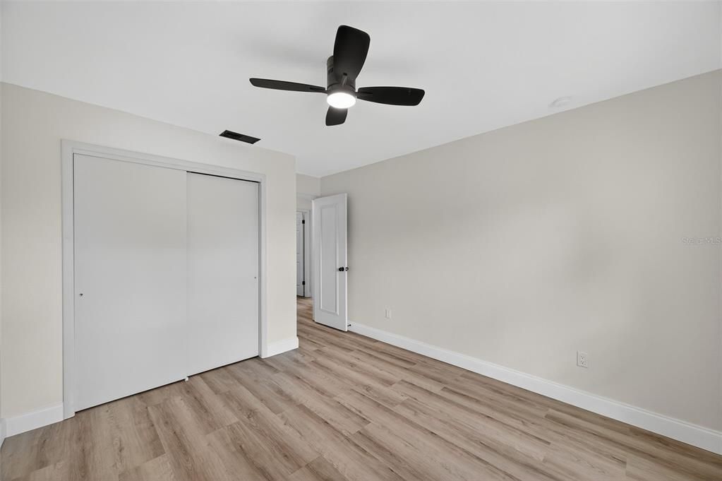 For Sale: $350,000 (3 beds, 2 baths, 2011 Square Feet)