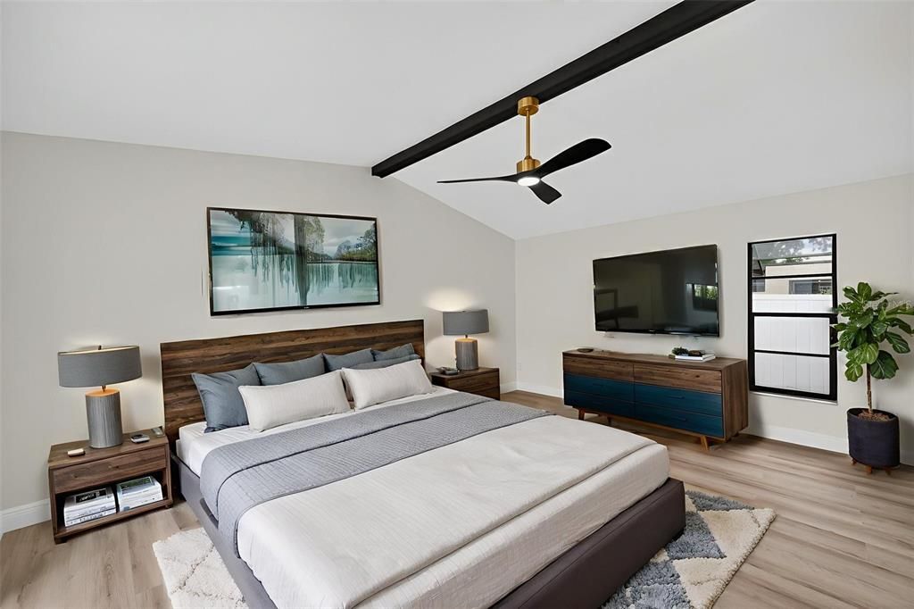 For Sale: $350,000 (3 beds, 2 baths, 2011 Square Feet)