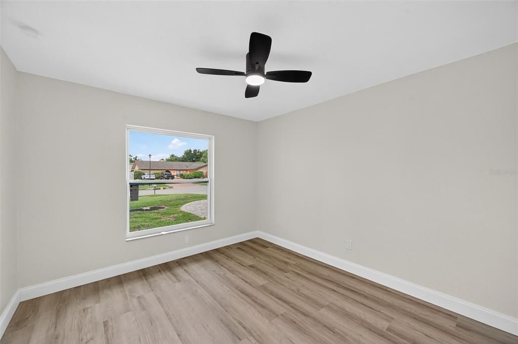 For Sale: $350,000 (3 beds, 2 baths, 2011 Square Feet)