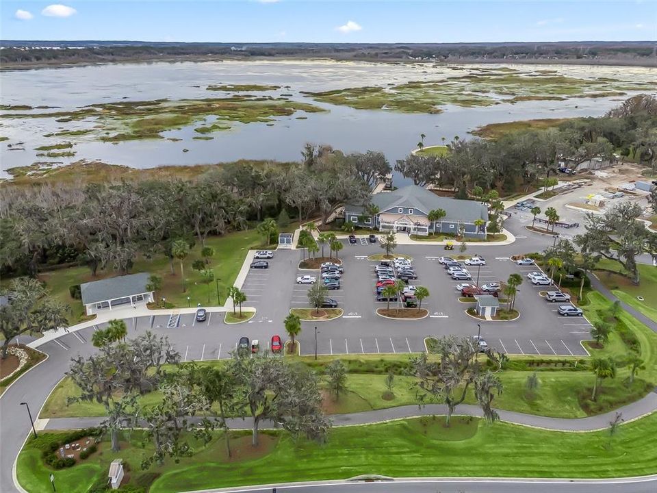 待售: $799,900 (3 贝兹, 2 浴室, 2061 平方英尺)