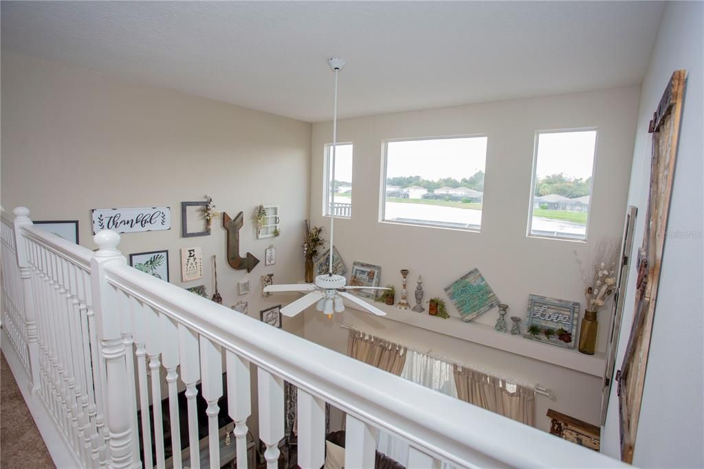 Под контрактом: $587,000 (5 спален, 4 ванн, 2604 Квадратных фут)