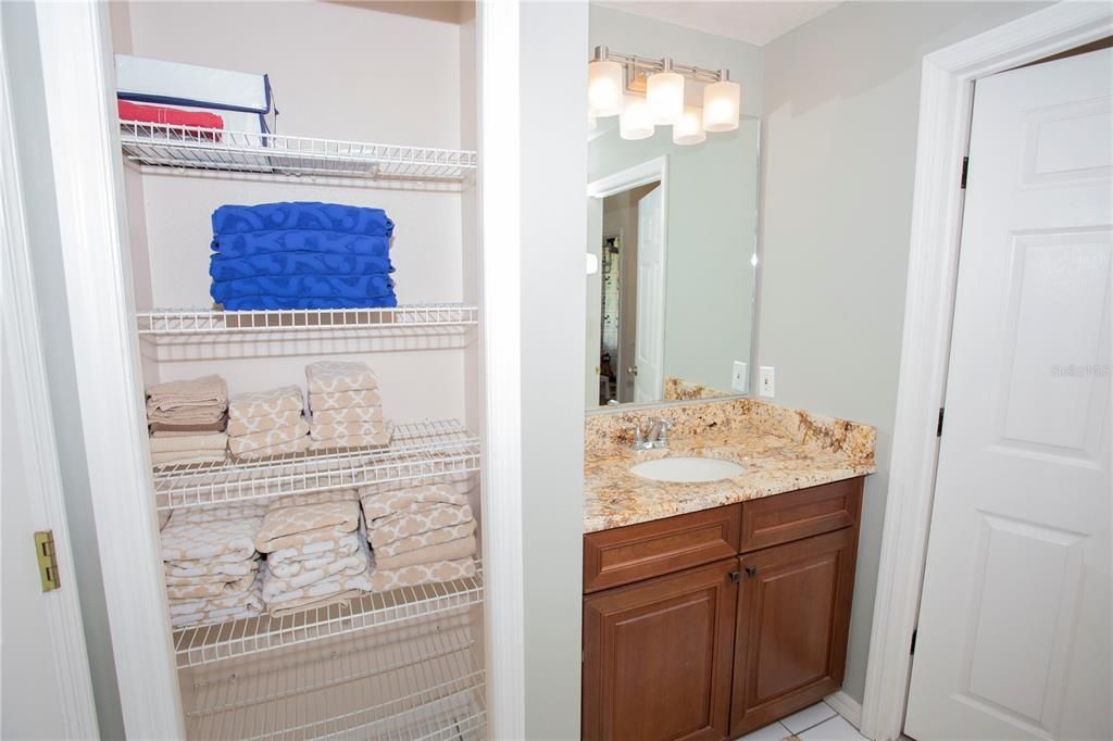 Под контрактом: $587,000 (5 спален, 4 ванн, 2604 Квадратных фут)