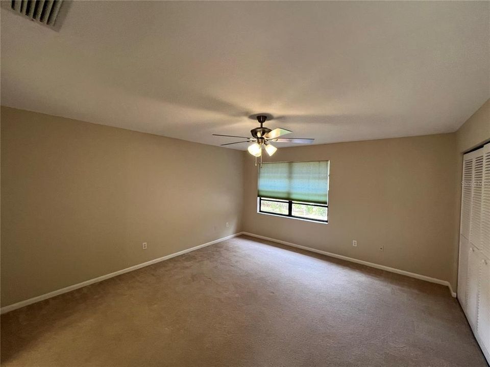 Active With Contract: $2,800 (3 beds, 3 baths, 2318 Square Feet)