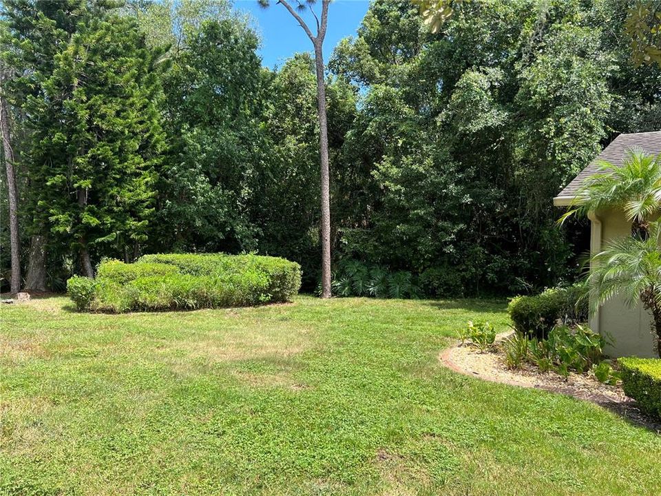 Active With Contract: $2,800 (3 beds, 3 baths, 2318 Square Feet)