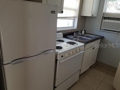 En Renta: $890 (0 camas, 1 baños, 280 Pies cuadrados)