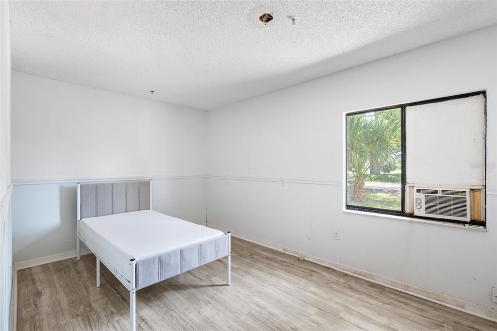 待售: $2,200,000 (0 贝兹, 0 浴室, 2336 平方英尺)