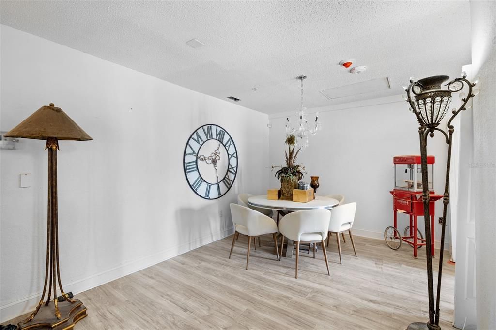 待售: $2,200,000 (0 贝兹, 0 浴室, 2336 平方英尺)