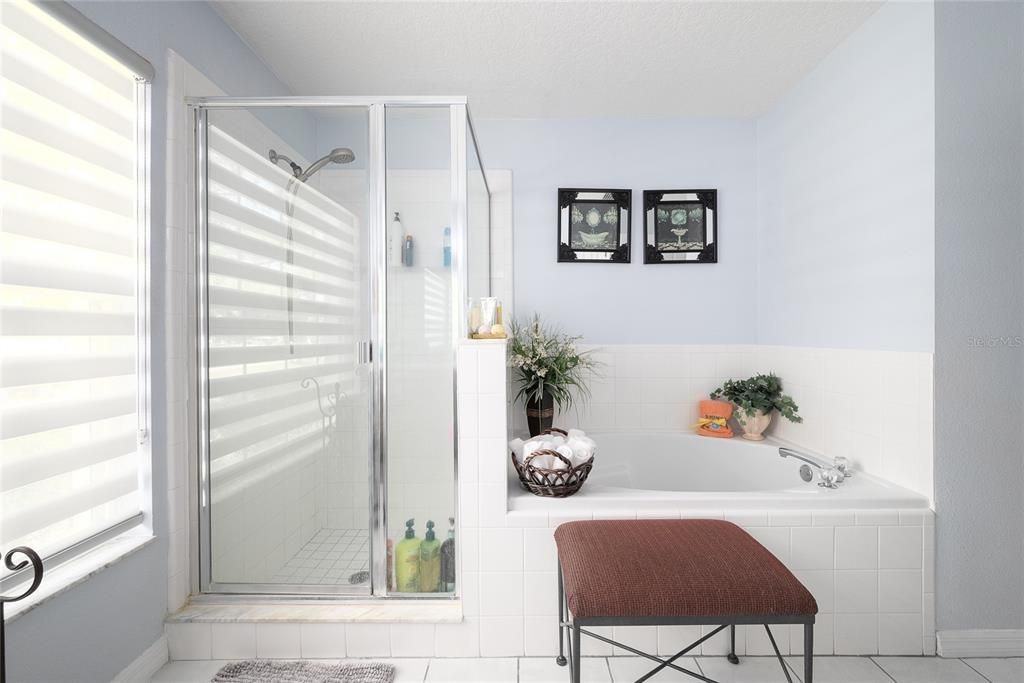 待售: $580,000 (3 贝兹, 2 浴室, 1594 平方英尺)