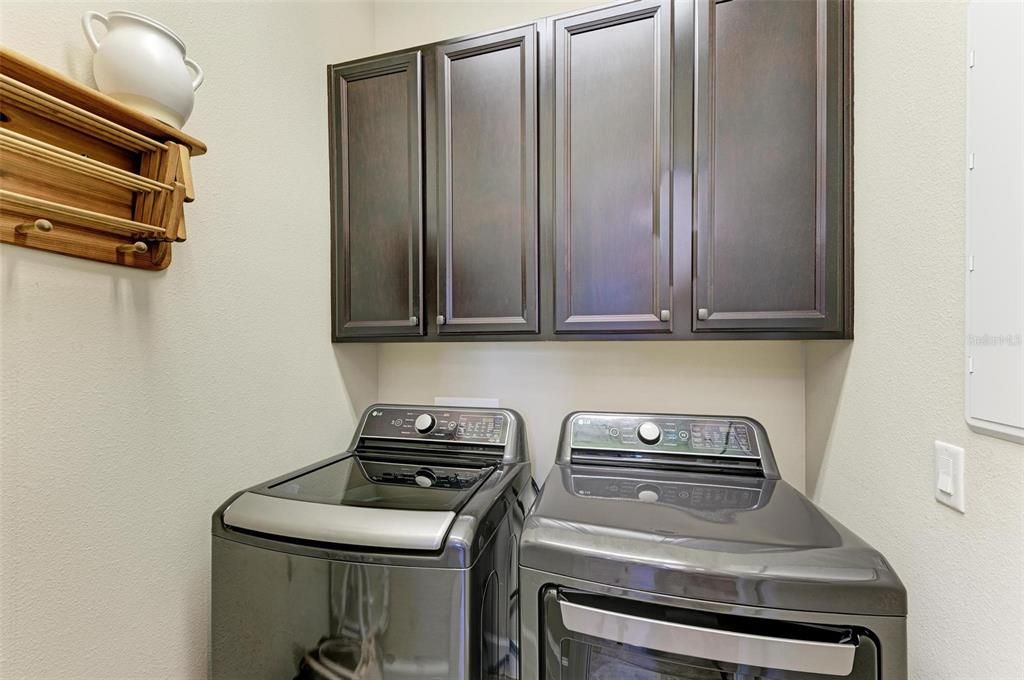 Activo con contrato: $824,900 (3 camas, 3 baños, 1994 Pies cuadrados)