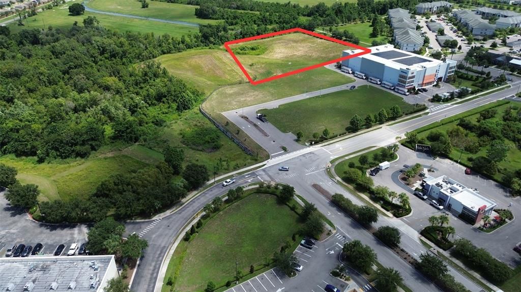 待售: $675,000 (3.38 acres)